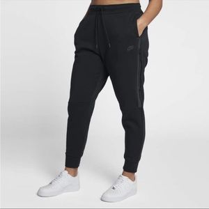 Black tech fleece joggers